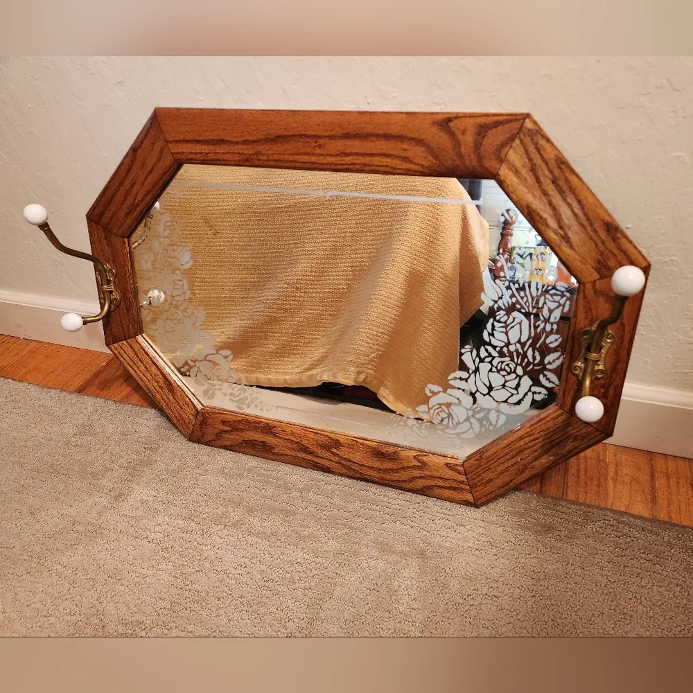 Vintage 1970s 1980s Oak Wood Framed Floral Etched Mirror Hooks